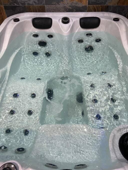 Maison Avec Jacuzzi أُرانْجْ المظهر الخارجي الصورة