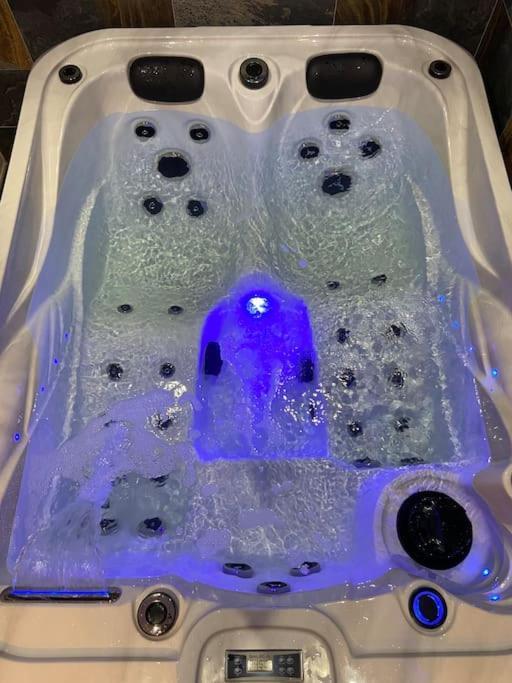 Maison Avec Jacuzzi أُرانْجْ المظهر الخارجي الصورة